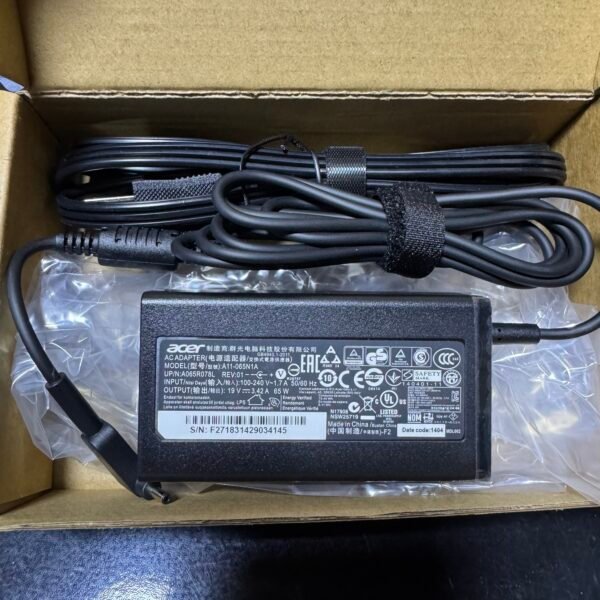 Cargador Acer Original 3.42A 65W Punta Fina 3.0*1.1