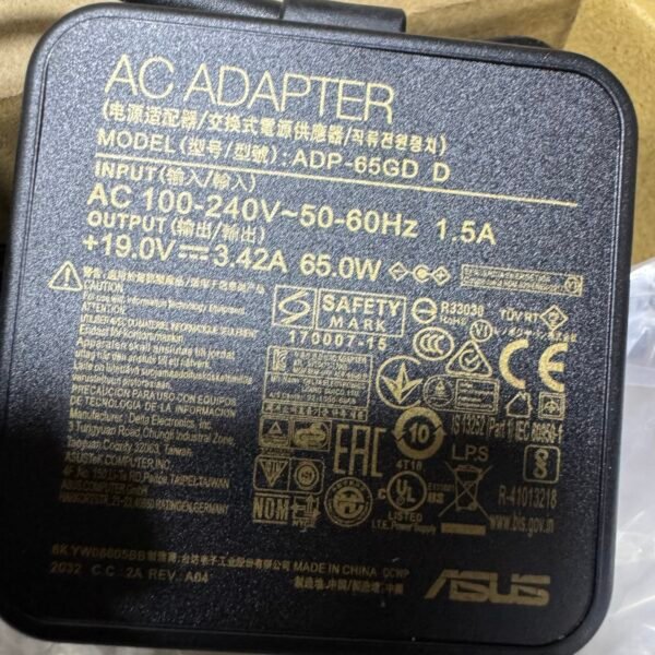 img_5784 Cargador Original Asus 3.42A 65W Punta Fina 4.0*1.35 Moderna