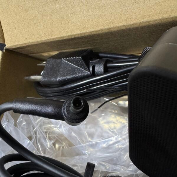 img_5628 Cargador Asus Original 3.42A 65W Punta 4.5*3.0 Presentacion Moderna