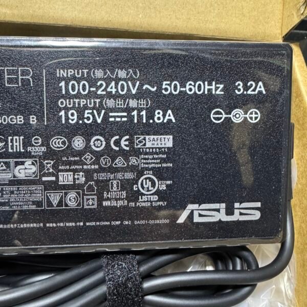 img_6216 Cargador Asus Original 11.8A 230W Punta 6.0*3.7