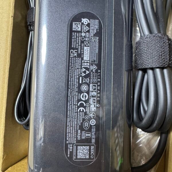 img_5391 Cargador Dell Original Ovalado 12.3A 240W Punta 7.4*5.0