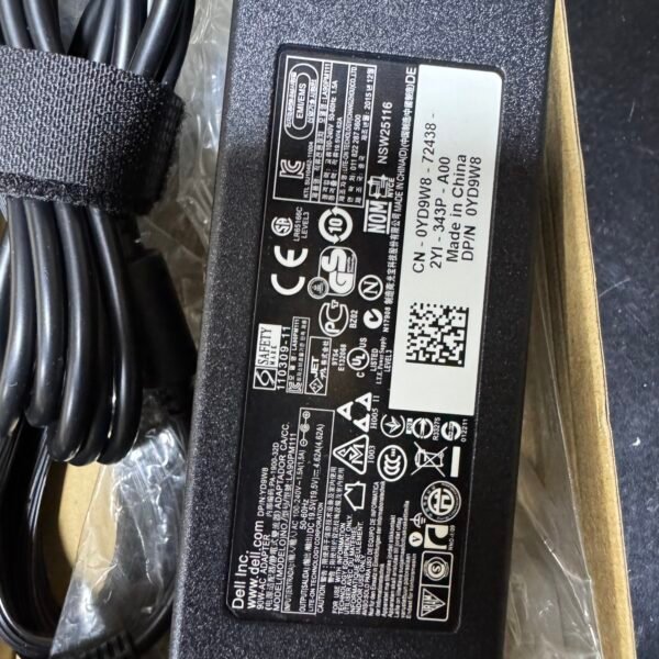 img_5457 Cargador Dell Compatible Rectangular 4.62A 90W Punta 4.5*3.0