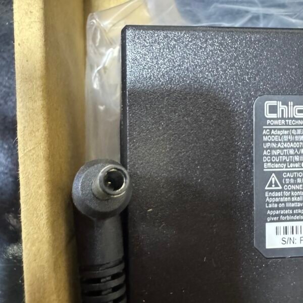 Cargador Chicony Original 12A 240W Punta 4.5*3.0