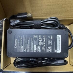 Cargador Chicony Original 14A 280W Punta USB