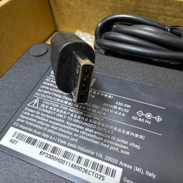 img_5440 Cargador Chicony Original 16.92A 330W Punta USB