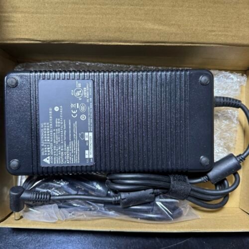 Cargador Delta Original 16.92A 330W Punta 5.5*2.5