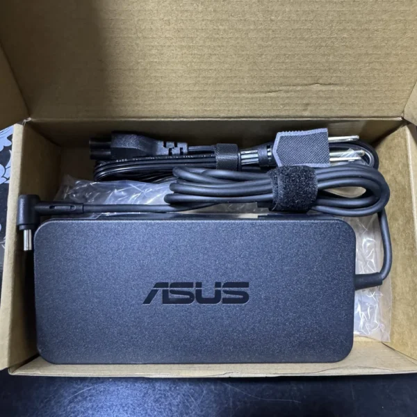 Cargador Asus 9.23A 180W Punta 4.5×3.0