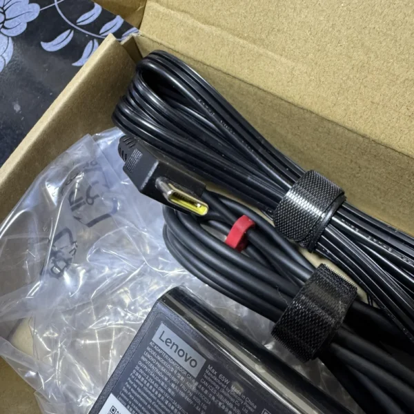 cargador-lenovo-65w-tipoc-slim-photo5 Cargador Lenovo Slim 3.25A Tipo C